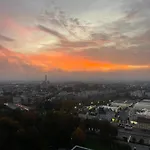 Cloud 21 Augsburgs Atemberaubendster Ausblick アパート *